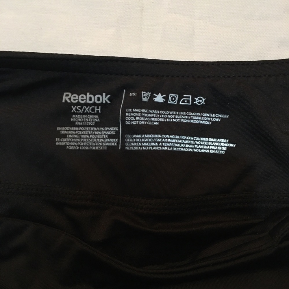 🆕 Reebok Running Short - Picture 3 of 6